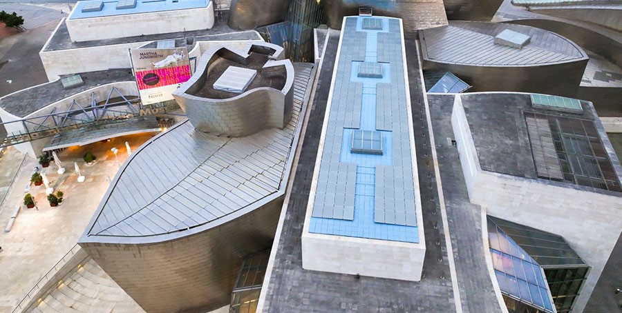 Guggenheim Museum installed 300 solar panels
